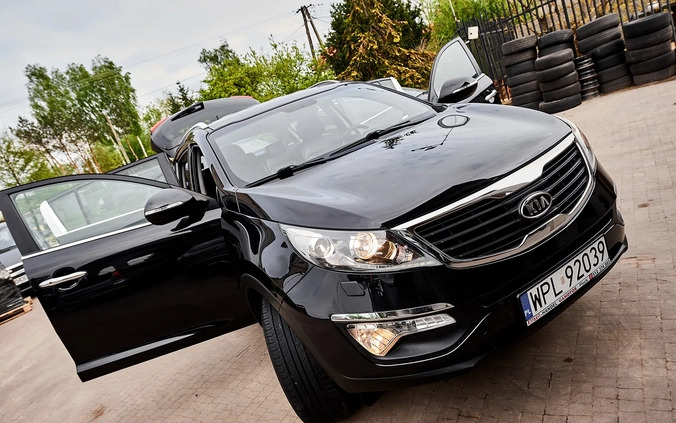 Kia Sportage cena 49900 przebieg: 178000, rok produkcji 2011 z Poddębice małe 352